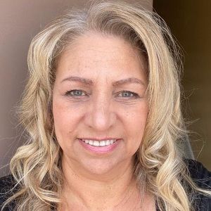 Meet your Posher, Shirley